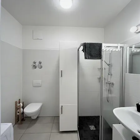 Apartamento Lisbeth - Parking - Perfect Location *
